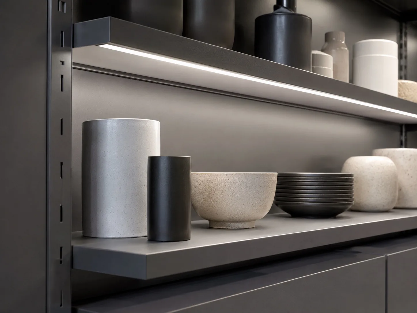 How Wireless Conductive Technology Powers Retail Shelf Lighting Without Wires