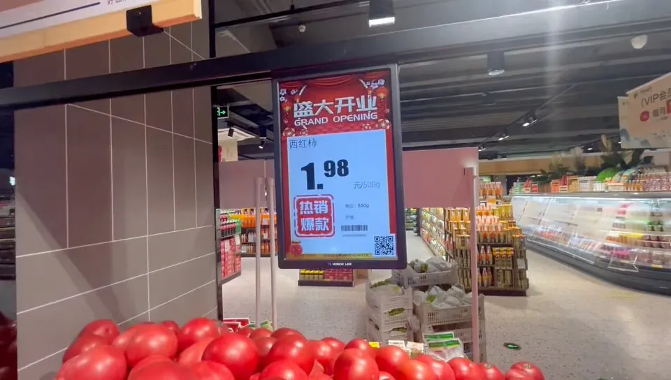 When Does an LCD Shelf Label Earn Its Cost in a Retail Media Program?